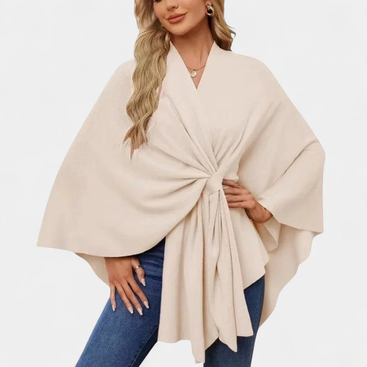 Daniela – Elegantný padací pončo s uzlom