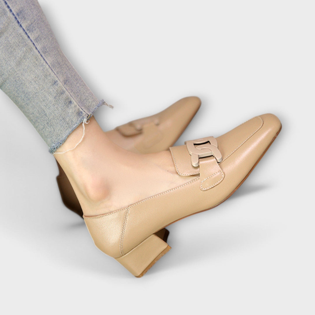 Monika – Elegantné dámske mokasíny na päte