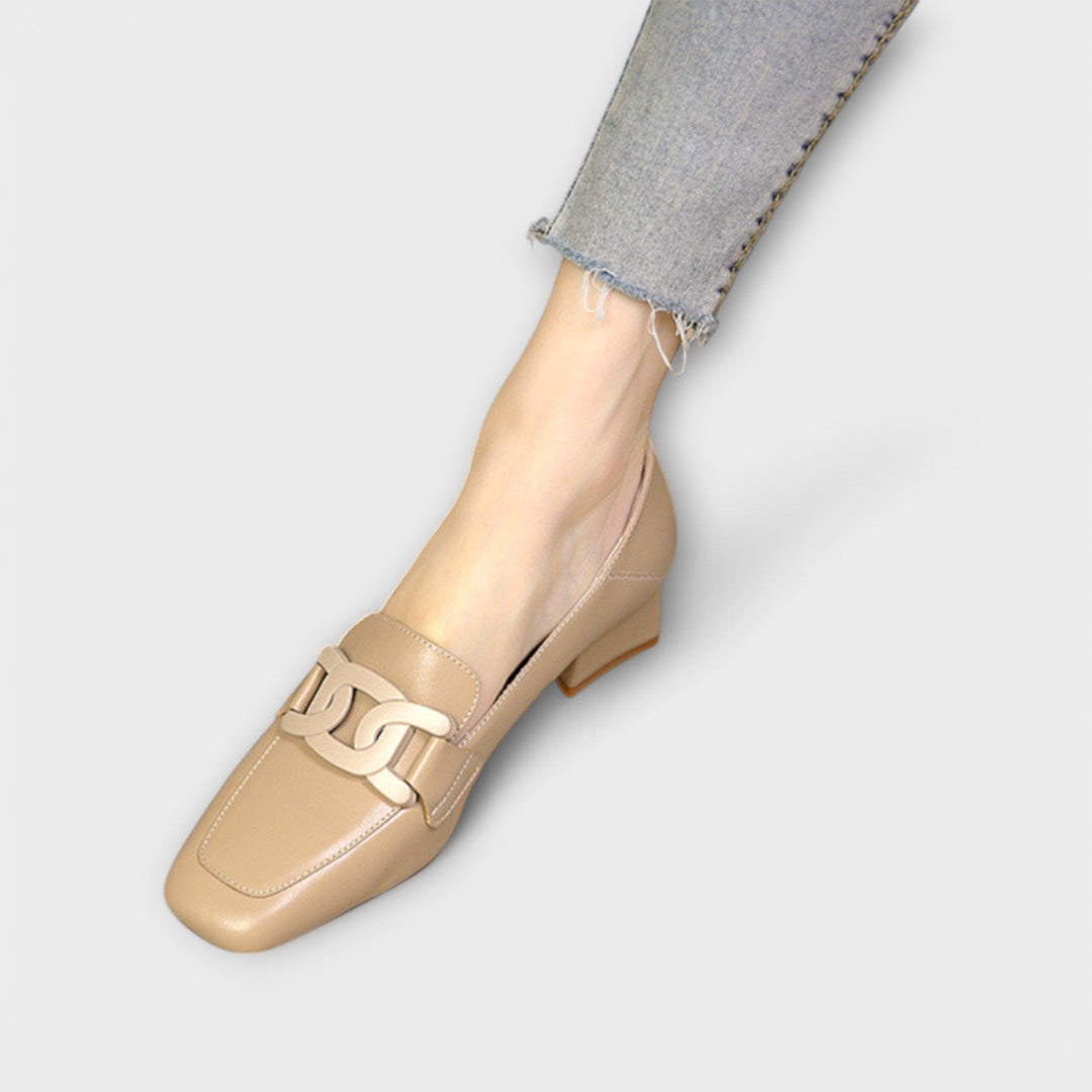 Monika – Elegantné dámske mokasíny na päte