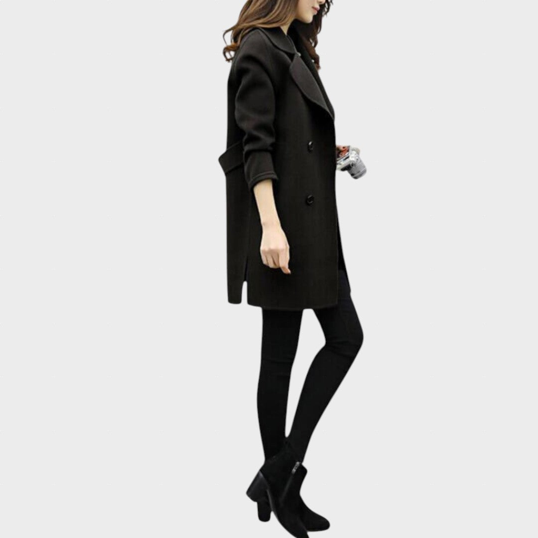 Janja - Elegantný Plášť