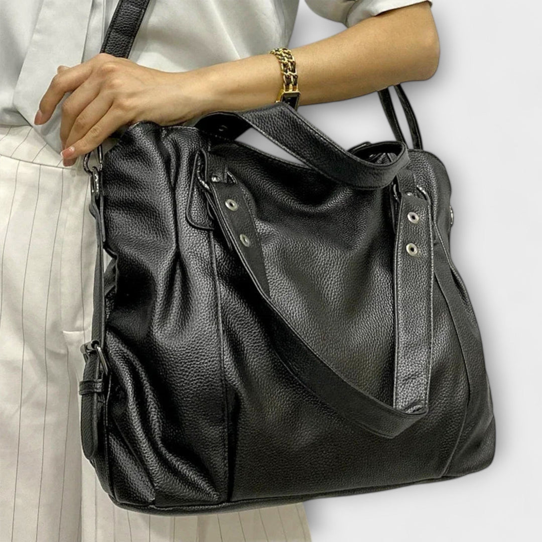 Cécile. - Elegantná Hobo ramenná taška