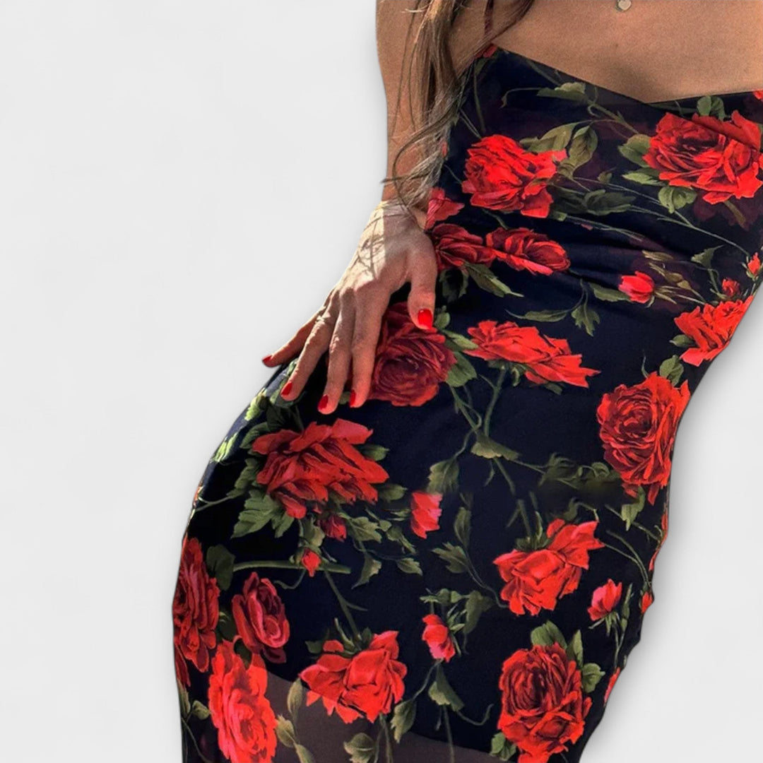 Krátka bodycon šaty s kvetinovým vzorom a ramienkami