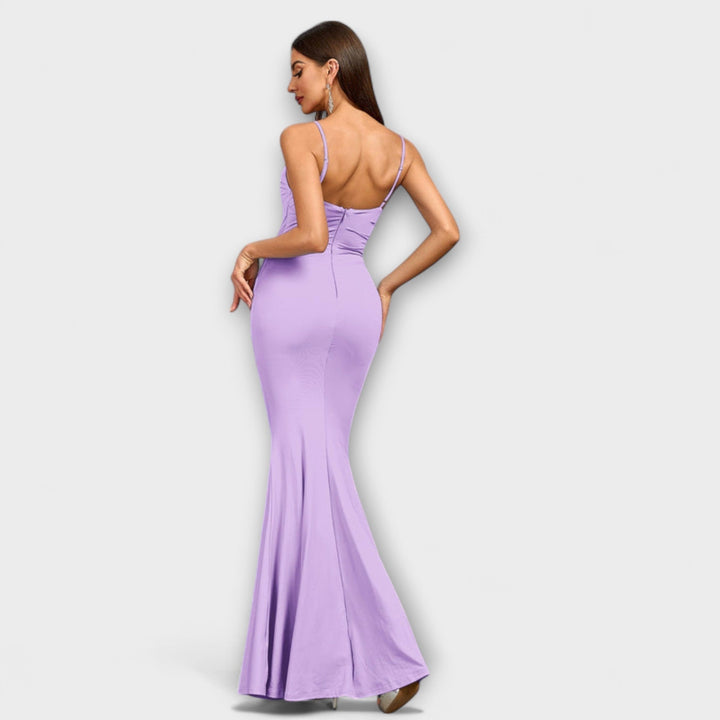 Callie - Elegantná Šaty s Volánmi