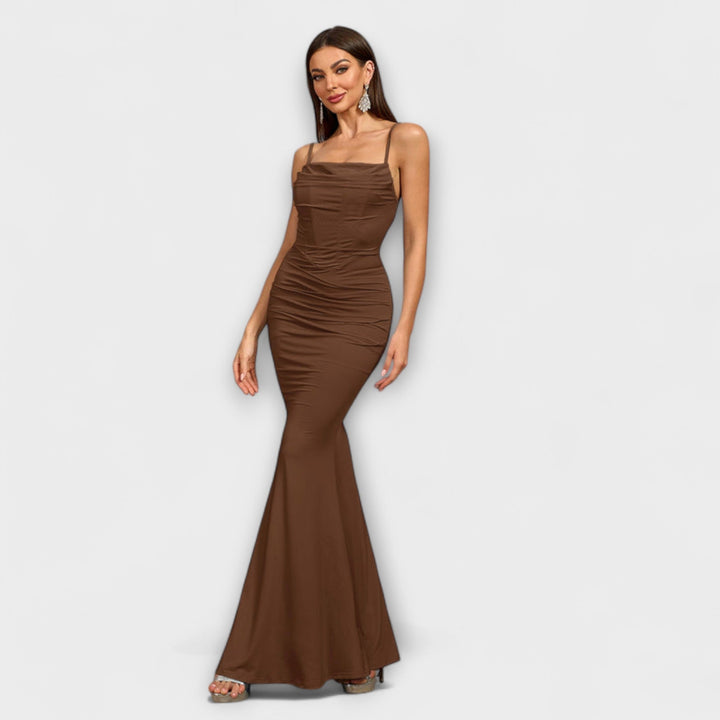 Callie - Elegantná Šaty s Volánmi
