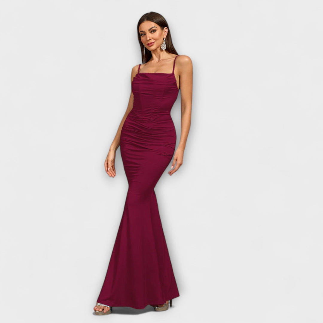 Callie - Elegantná Šaty s Volánmi