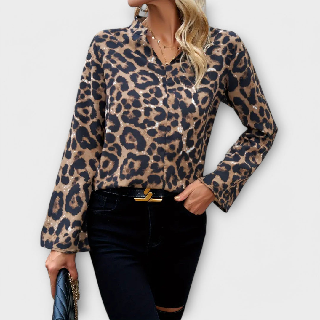 Uvoľnená blúzka s leopardím vzorom