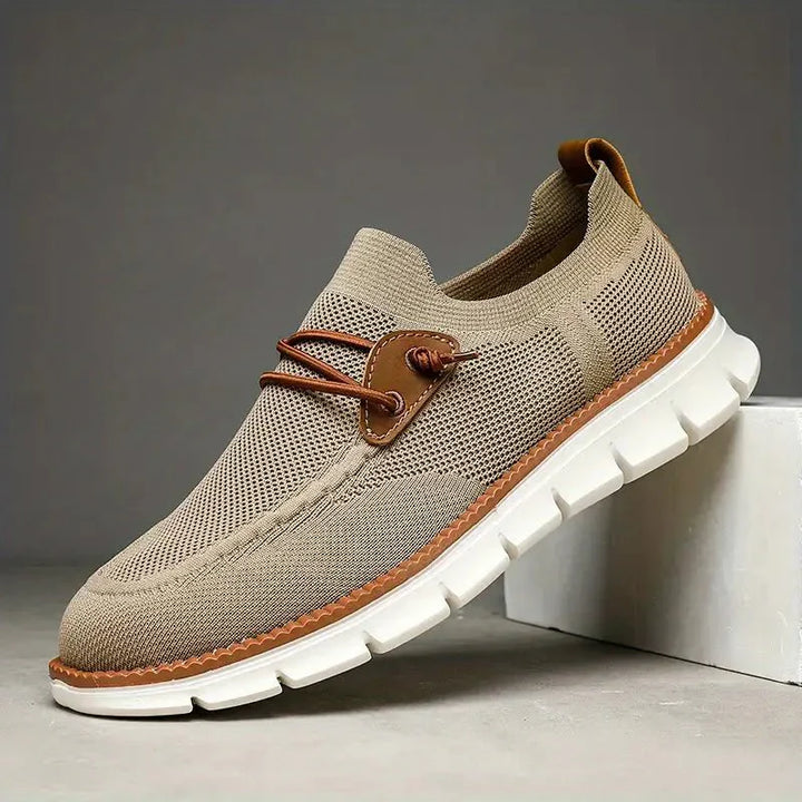 Károly | ĽAHKÉ SLIP-ON ŠPORTOVÉ TOPÁNKY PRE MUŽOV
